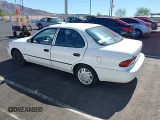 1997 Geo Prizm LSi z VIN 1Y1SK5269VZ446843, wystawiony jako IAAI lot #42521888 z przebiegiem 72 451 mil mil oraz . Historia ofert i sprzedaży dostępna na DreamBid. Obrazek 3.