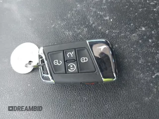 2021 Volkswagen Atlas SEL с VIN 1V2EE2CA8MC202806, выставлен на аукционе IAAI как лот 41984025 с пробегом 126 868 миль миль и . История ставок и продаж доступна на DreamBid. Изображение 11.