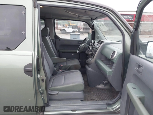 2003 Honda Element EX with VIN 5J6YH28563L044167, listed as a IAAI auction lot 42115847 with 206,937 mi miles and . Bid and sale history available at DreamBid. Image 5.