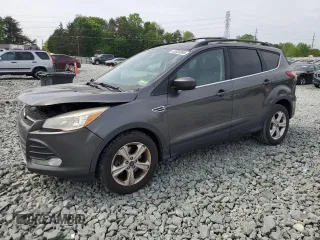 2015 Ford Escape SE with VIN 1FMCU9G94FUA91796, listed as a Copart auction lot 53605895 with 165,353 mi miles and Salvage Title. Bid and sale history available at DreamBid. Image 1.