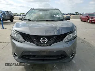 2017 Nissan Rogue SV z VIN JN1BJ1CP2HW027992, wystawiony jako Copart lot #53279025 z przebiegiem 110 370 mil mil oraz Szkoda całkowita • Salvage title. Historia ofert i sprzedaży dostępna na DreamBid. Obrazek 12.