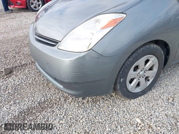 2004 Toyota Prius with VIN JTDKB20U940108513, listed as a IAAI auction lot 41933707 with 216,364 mi miles. Bid and sale history available at carsss.com. Image 6.