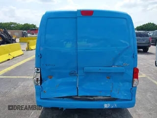 2021 Nissan NV200 SV z VIN 3N6CM0KN0MK693609, wystawiony jako IAAI lot #42332048 z przebiegiem 79 360 mil mil oraz . Historia ofert i sprzedaży dostępna na DreamBid. Obrazek 6.