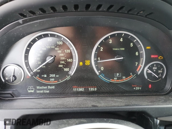 2014 BMW X5 xDrive50i with VIN 5UXKR6C53E0J72957, listed as a Copart auction lot 44386365 with 111,382 mi miles and Clean Title. Bid and sale history available at carsss.com. Image 9.