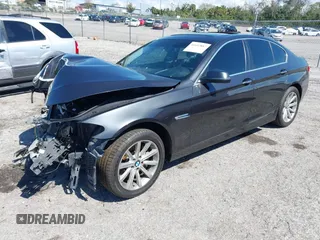 2014 BMW 5 Series 535i with VIN WBA5B1C54ED477525, listed as a IAAI auction lot 41692887 with 122,288 mi miles. Bid and sale history available at carsss.com. Image 21.
