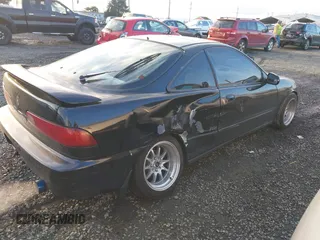 2001 Acura Integra LS with VIN JH4DC44591S002050, listed as a IAAI auction lot 41424405 with 239,485 mi miles. Bid and sale history available at carsss.com. Image 4.