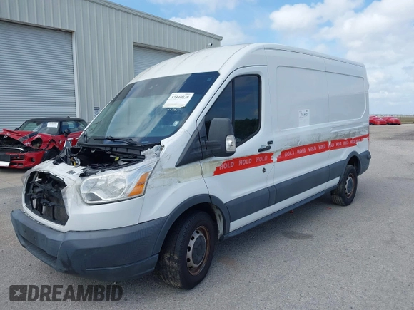 2017 Ford Transit z VIN 1FTYE2CG6HKB46718, wystawiony jako IAAI lot #37349829 z przebiegiem 94 836 mil mil oraz . Historia ofert i sprzedaży dostępna na DreamBid. Obrazek 2.