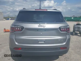 2019 Jeep Compass Altitude z VIN 3C4NJCBB7KT742453, wystawiony jako IAAI lot #42107184 z przebiegiem 97 683 mil mil oraz . Historia ofert i sprzedaży dostępna na DreamBid. Obrazek 17.