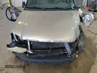 2004 GMC Envoy XL SLE with VIN 1GKET16S146120697, listed as a Copart auction lot 79917634 with 0 mi miles and Salvage Title. Bid and sale history available at carsss.com. Image 12.
