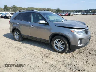 2015 Kia Sorento LX with VIN 5XYKT4A67FG635293, listed as a Copart auction lot 77755594 with 190,843 mi miles and Salvage Title. Bid and sale history available at carsss.com. Image 4.