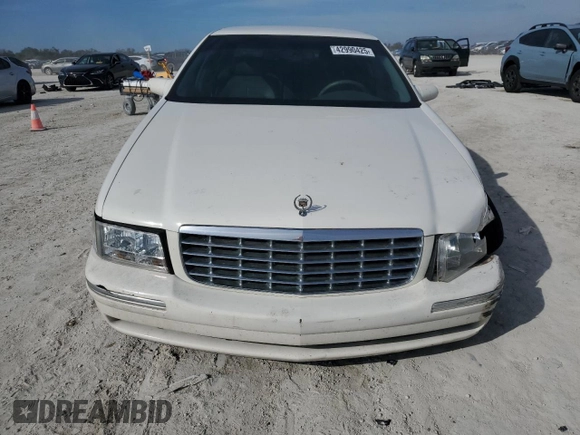 1998 Cadillac DeVille with VIN 1G6KD54Y7WU721351, listed as a Copart auction lot 42990425 with 98,666 mi miles and Salvage Title. Bid and sale history available at carsss.com. Image 5.