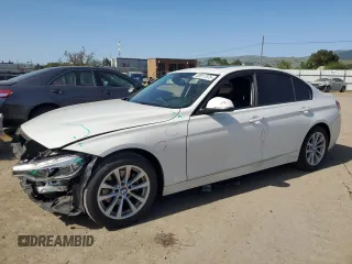 2018 BMW 3 Series 320i with VIN WBA8A9C5XJAH13799, listed as a Copart auction lot 53917375 with 104,635 mi miles and Salvage Title. Bid and sale history available at carsss.com. Image 1.