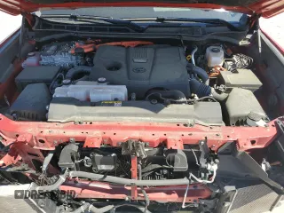 2022 Toyota Tundra Capstone Hybrid with VIN 5TFVC5DB1NX010962, listed as a Copart auction lot 50630705 with 37,566 mi miles and Salvage title. Bid and sale history available at DreamBid. Image 13.
