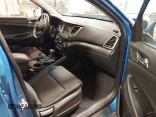 2017 Hyundai Tucson SE with VIN KM8J23A41HU395629, listed as a IAAI auction lot 41340592 with 119,568 mi miles. Bid and sale history available at carsss.com. Image 5.