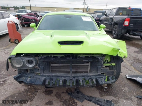 2015 Dodge Challenger SRT 392 with VIN 2C3CDZDJ3FH720636, listed as a IAAI auction lot 41285219 with 149,706 mi miles. Bid and sale history available at carsss.com. Image 12.