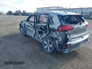 2022 Kia Niro LXS with VIN KNDCB3LC1N5534245, listed as a IAAI auction lot 41275150 with 24,592 mi miles. Bid and sale history available at carsss.com. Image 3.