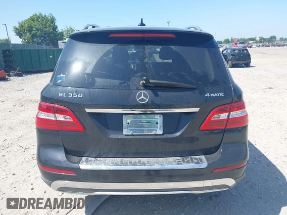 2015 Mercedes-Benz M 350 с VIN 4JGDA5HBXFA486817, выставлен на аукционе IAAI как лот 42557067 с пробегом Не указан миль и . История ставок и продаж доступна на DreamBid. Изображение 16.