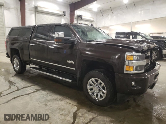 2019 Chevrolet Silverado 3500HD High Country with VIN 1GC4KYEY3KF166649, listed as a Copart auction lot 85492684 with 113,298 mi miles and Salvage Title. Bid and sale history available at carsss.com. Image 4.