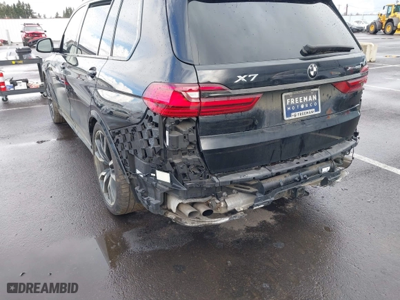 2019 BMW X7 xDrive50i with VIN 5UXCX4C58KLS35818, listed as a IAAI auction lot 41750098 with 69,661 mi miles. Bid and sale history available at carsss.com. Image 19.