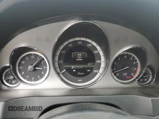 2013 Mercedes-Benz E 350 z VIN WDDKJ5KB5DF196091, wystawiony jako Copart lot #54760045 z przebiegiem 93 941 mil mil oraz Szkoda całkowita • Salvage title. Historia ofert i sprzedaży dostępna na DreamBid. Obrazek 9.
