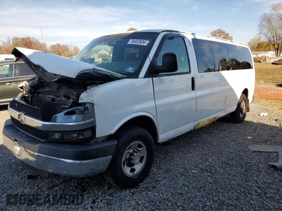 2007 Chevrolet Express Passenger с VIN 1GAHG39UX71253989, выставлен на аукционе Copart как лот 78352934 с пробегом 161 989 миль миль и Списание • Salvage title. История ставок и продаж доступна на DreamBid. Изображение 1.
