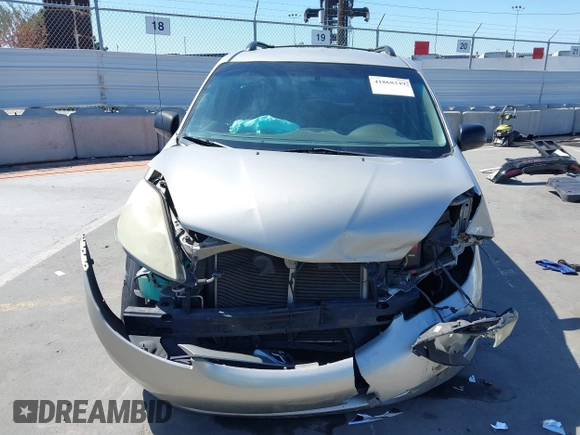 2006 Toyota Sienna CE with VIN 5TDZA23C56S394137, listed as a IAAI auction lot 41868249 with 192,819 mi miles. Bid and sale history available at carsss.com. Image 12.