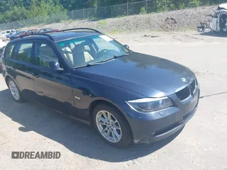 2006 BMW 3 Series 325xi with VIN WBAVT13506KW23879, listed as a IAAI auction lot 42802502 with 205,261 mi miles and . Bid and sale history available at DreamBid. Image 1.