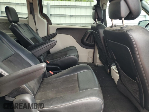 2019 Dodge Grand Caravan SXT with VIN 2C4RDGCGXKR807759, listed as a Copart auction lot 56098575 with 119,268 mi miles and Salvage Title. Bid and sale history available at DreamBid. Image 11.