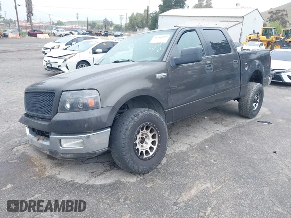 2005 Ford F-150 XLT с VIN 1FTRW12WX5FA40877, выставлен на аукционе IAAI как лот 41760089 с пробегом 182 419 миль миль и . История ставок и продаж доступна на DreamBid. Изображение 2.