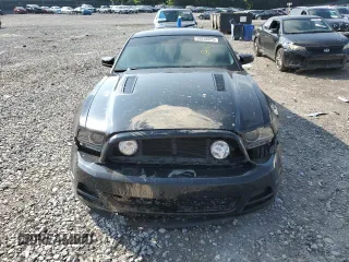 2013 Ford Mustang GT z VIN 1ZVBP8CF1D5242885, wystawiony jako Copart lot #59236015 z przebiegiem 202 443 mil mil oraz Szkoda całkowita • Salvage title. Historia ofert i sprzedaży dostępna na DreamBid. Obrazek 5.