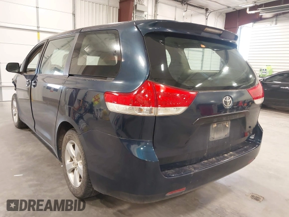 2011 Toyota Sienna with VIN 5TDZK3DC8BS125884, listed as a IAAI auction lot 41998890 with 249,193 mi miles. Bid and sale history available at carsss.com. Image 3.