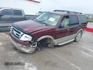 2010 Ford Expedition Eddie Bauer z VIN 1FMJU1J53AEA43322, wystawiony jako IAAI lot #42210044 z przebiegiem 216 195 mil mil oraz . Historia ofert i sprzedaży dostępna na DreamBid. Obrazek 2.