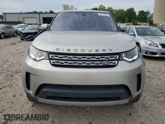 2017 Land Rover Discovery HSE z VIN SALRRBBV8HA040794, wystawiony jako Copart lot #56170205 z przebiegiem 98 762 mil mil oraz Czysty tytuł • Clean title. Historia ofert i sprzedaży dostępna na DreamBid. Obrazek 5.