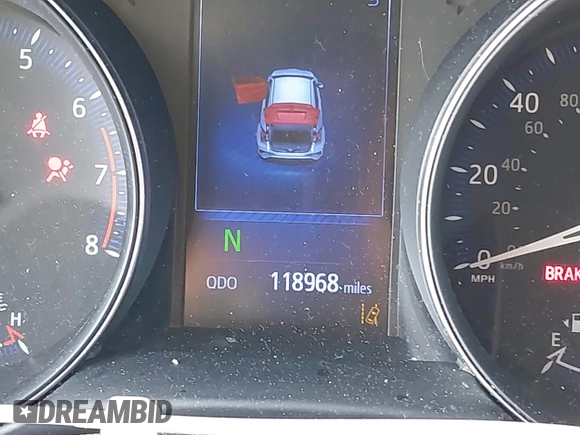 2018 Toyota C-HR XLE with VIN NMTKHMBX0JR024606, listed as a IAAI auction lot 41440926 with 118,968 mi miles. Bid and sale history available at carsss.com. Image 15.