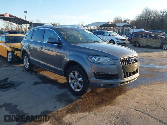 2013 Audi Q7 3.0T Premium Plus with VIN WA1LGAFE6DD001695, listed as a IAAI auction lot 41305081 with 132,912 mi miles. Bid and sale history available at carsss.com. Image 1.