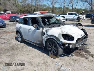 2019 MINI Countryman Cooper with VIN WMZYS7C58K3F46997, listed as a IAAI auction lot 41789993 with Not Provided miles. Bid and sale history available at carsss.com. Image 1.