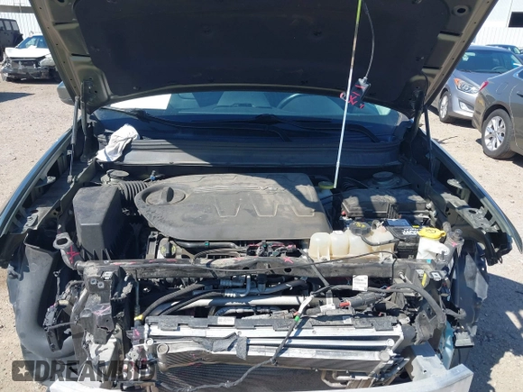 2019 Jeep Cherokee Limited with VIN 1C4PJMDX2KD225218, listed as a IAAI auction lot 41816358 with 90,744 mi miles. Bid and sale history available at carsss.com. Image 10.