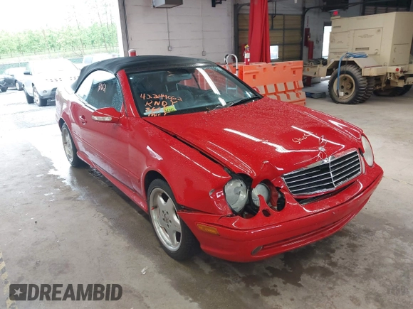 2001 Mercedes-Benz CLK 320/430 z VIN WDBLK70G91T076182, wystawiony jako IAAI lot #42244062 z przebiegiem 77 733 mil mil oraz . Historia ofert i sprzedaży dostępna na DreamBid. Obrazek 1.