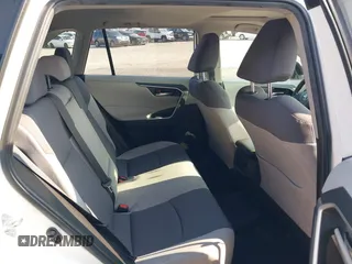 2019 Toyota RAV4 XLE with VIN JTMP1RFV0KD020442, listed as a IAAI auction lot 40108049 with 70,916 mi miles and . Bid and sale history available at DreamBid. Image 8.