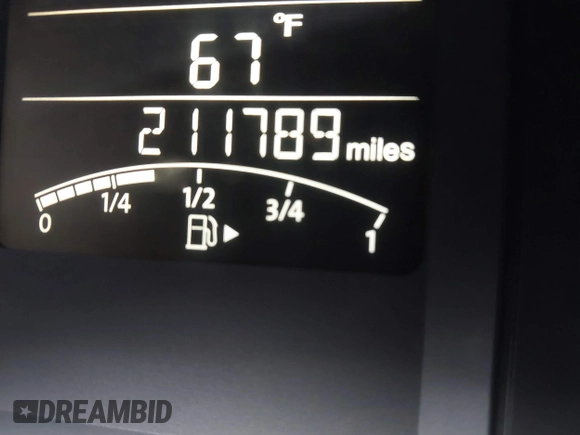 2013 Volkswagen Jetta Sedan SE with VIN 3VWDP7AJ9DM218211, listed as a IAAI auction lot 41493793 with 211,789 mi miles. Bid and sale history available at carsss.com. Image 15.