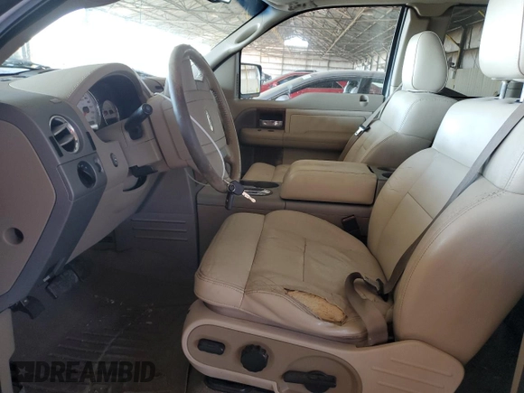 2004 Ford F-150 XL z VIN 1FTPX12514NA38547, wystawiony jako Copart lot #56968744 z przebiegiem 166 064 mil mil oraz Szkoda całkowita • Salvage title. Historia ofert i sprzedaży dostępna na DreamBid. Obrazek 7.
