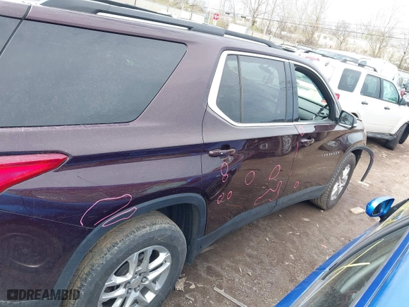 2019 Chevrolet Traverse LT Cloth with VIN 1GNERGKW3KJ155278, listed as a IAAI auction lot 41888103 with 85,575 mi miles. Bid and sale history available at carsss.com. Image 14.