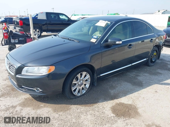 2011 Volvo S80 3.2L z VIN YV1952AS2B1144001, wystawiony jako IAAI lot #42279471 z przebiegiem 107 984 mil mil oraz . Historia ofert i sprzedaży dostępna na DreamBid. Obrazek 2.