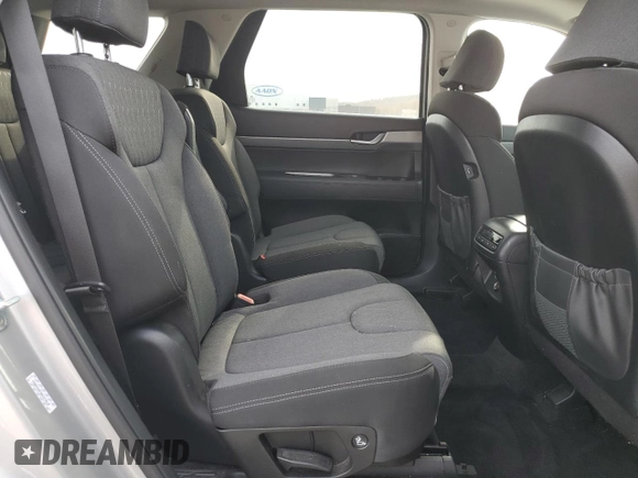 2022 Hyundai Palisade SEL with VIN KM8R24HE9NU373610, listed as a Copart auction lot 82117904 with 60,561 mi miles and Salvage title. Bid and sale history available at DreamBid. Image 12.