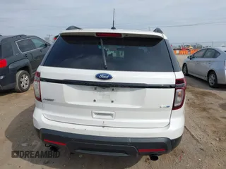 2014 Ford Explorer Sport z VIN 1FM5K8GT3EGB50077, wystawiony jako IAAI lot #41800325 z przebiegiem 147 132 mil mil oraz . Historia ofert i sprzedaży dostępna na DreamBid. Obrazek 17.