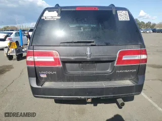 2007 Lincoln Navigator with VIN 5LMFU28567LJ10966, listed as a Copart auction lot 51797625 with 208,956 mi miles and Clean Title. Bid and sale history available at carsss.com. Image 6.