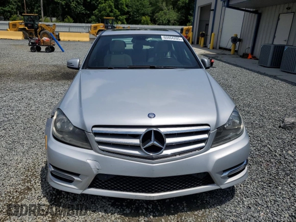 2013 Mercedes-Benz C 250 Sport with VIN WDDGF4HB7DR291548, listed as a Copart auction lot 60804205 with 176,578 mi miles and Clean title. Bid and sale history available at DreamBid. Image 5.