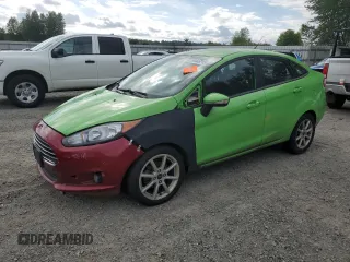 2015 Ford Fiesta SE z VIN 3FADP4BJ3FM211845, wystawiony jako Copart lot #58446215 z przebiegiem 98 816 mil mil oraz Czysty tytuł • Clean title. Historia ofert i sprzedaży dostępna na DreamBid. Obrazek 1.