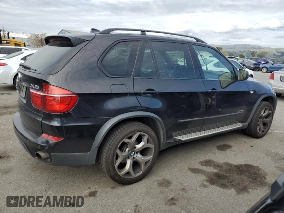 2011 BMW X5 35i z VIN 5UXZV4C59BL741822, wystawiony jako Copart lot #47702585 z przebiegiem 199 314 mil mil oraz Czysty tytuł • Clean title. Historia ofert i sprzedaży dostępna na DreamBid. Obrazek 3.