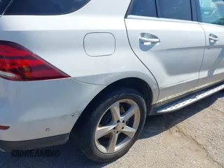 2016 Mercedes-Benz GLE 350 с VIN 4JGDA5JB6GA797205, выставлен на аукционе IAAI как лот 42240531 с пробегом 195 744 миль миль и . История ставок и продаж доступна на DreamBid. Изображение 17.
